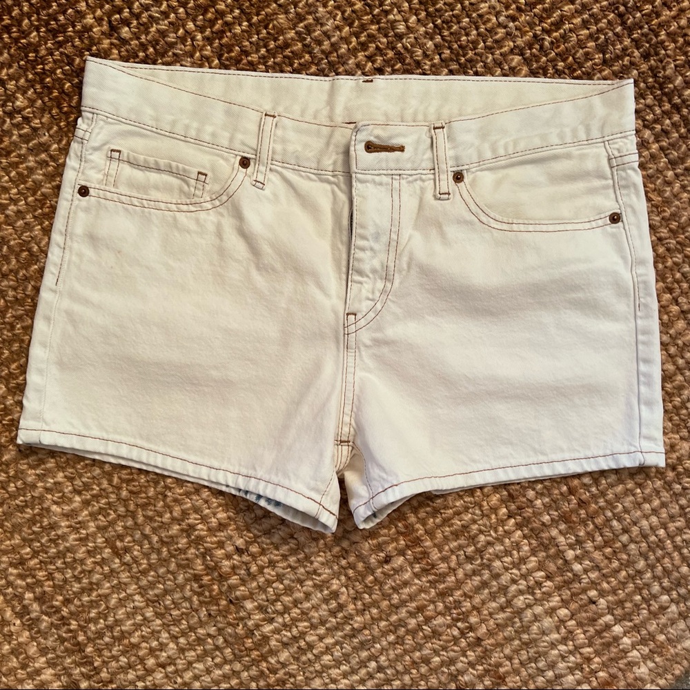 Uniqlo white denim shorts size 28